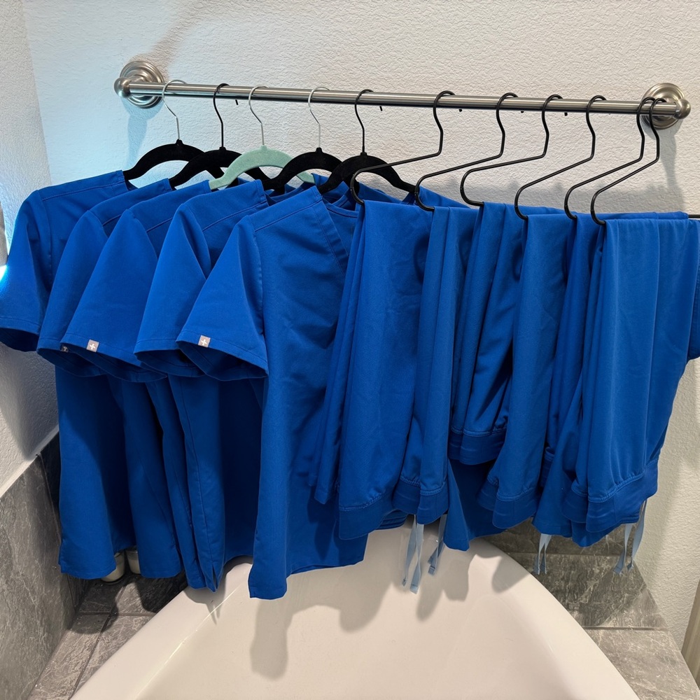 Figs scrubs size small tops and bottoms royal blue